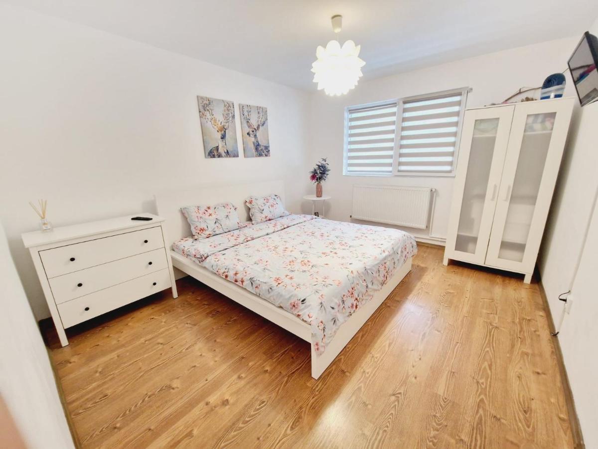 Dream Apartment Sinaia Esterno foto